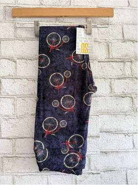 NEW!!! LuLaRoe bicycle print leggings Size OS
